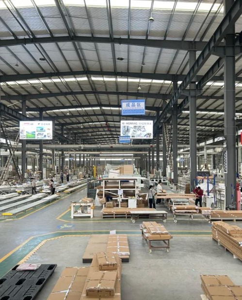 全屋定制 工廠直供與品牌店對比，如何選擇性價(jià)比更高的專業(yè)設(shè)計(jì)服務(wù)